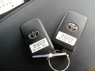 2021 Toyota Prius - Thumbnail
