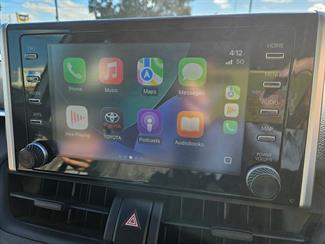 2022 Toyota RAV4 - Thumbnail