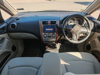 2006 Mitsubishi Colt - Thumbnail