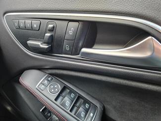 2015 Mercedes-Benz CLA 250 - Thumbnail