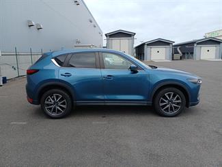 2018 Mazda CX-5 - Thumbnail