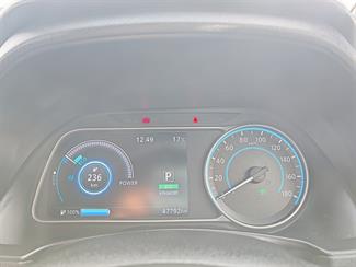 2019 Nissan Leaf - Thumbnail