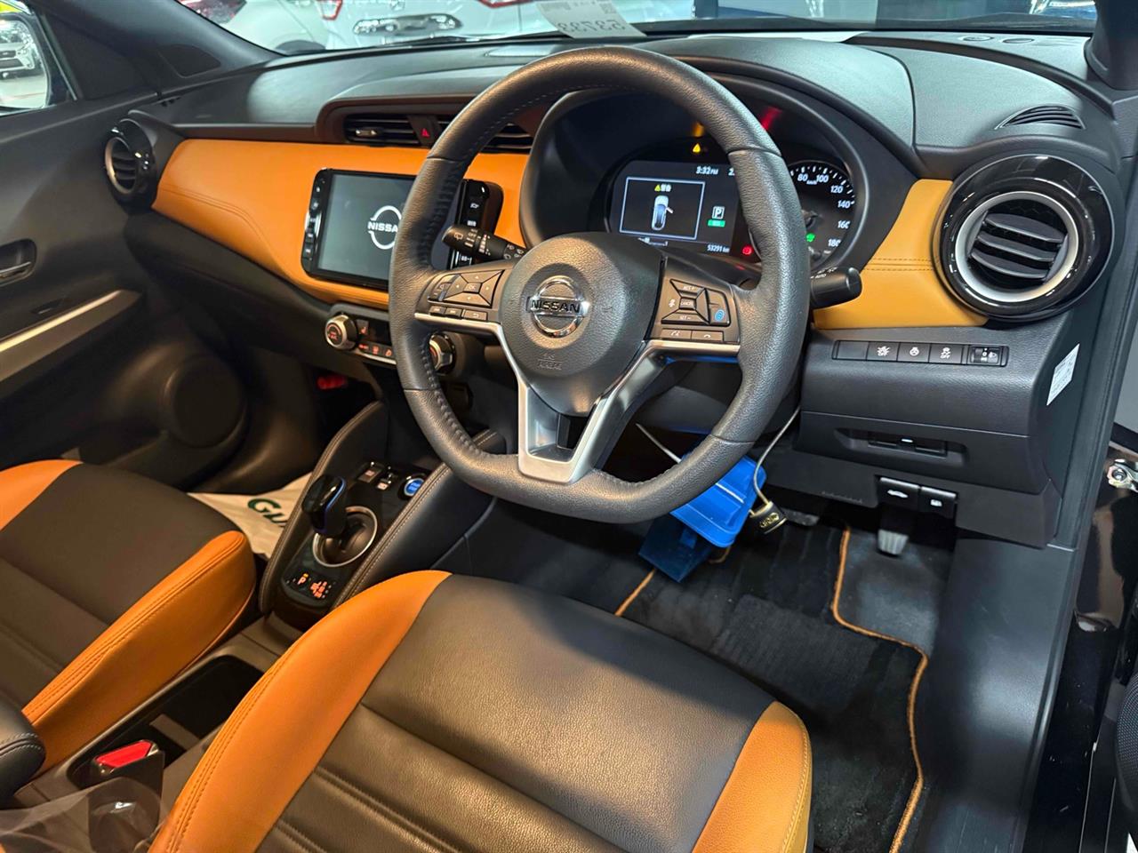 2021 Nissan KICKS