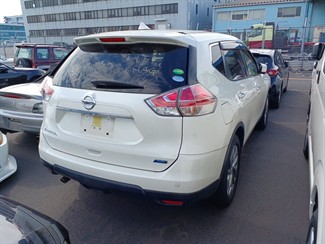 2017 Nissan X-trail - Thumbnail
