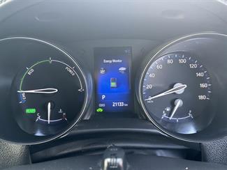 2018 Toyota C-HR - Thumbnail