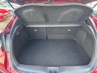 2018 Toyota C-HR - Thumbnail