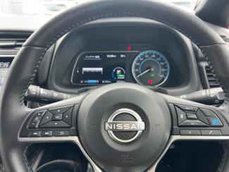 2021 Nissan Leaf - Thumbnail