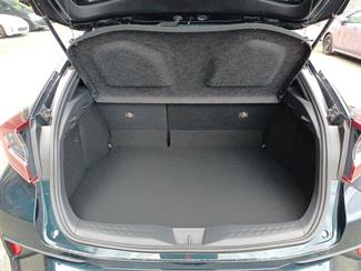 2019 Toyota C-HR - Thumbnail