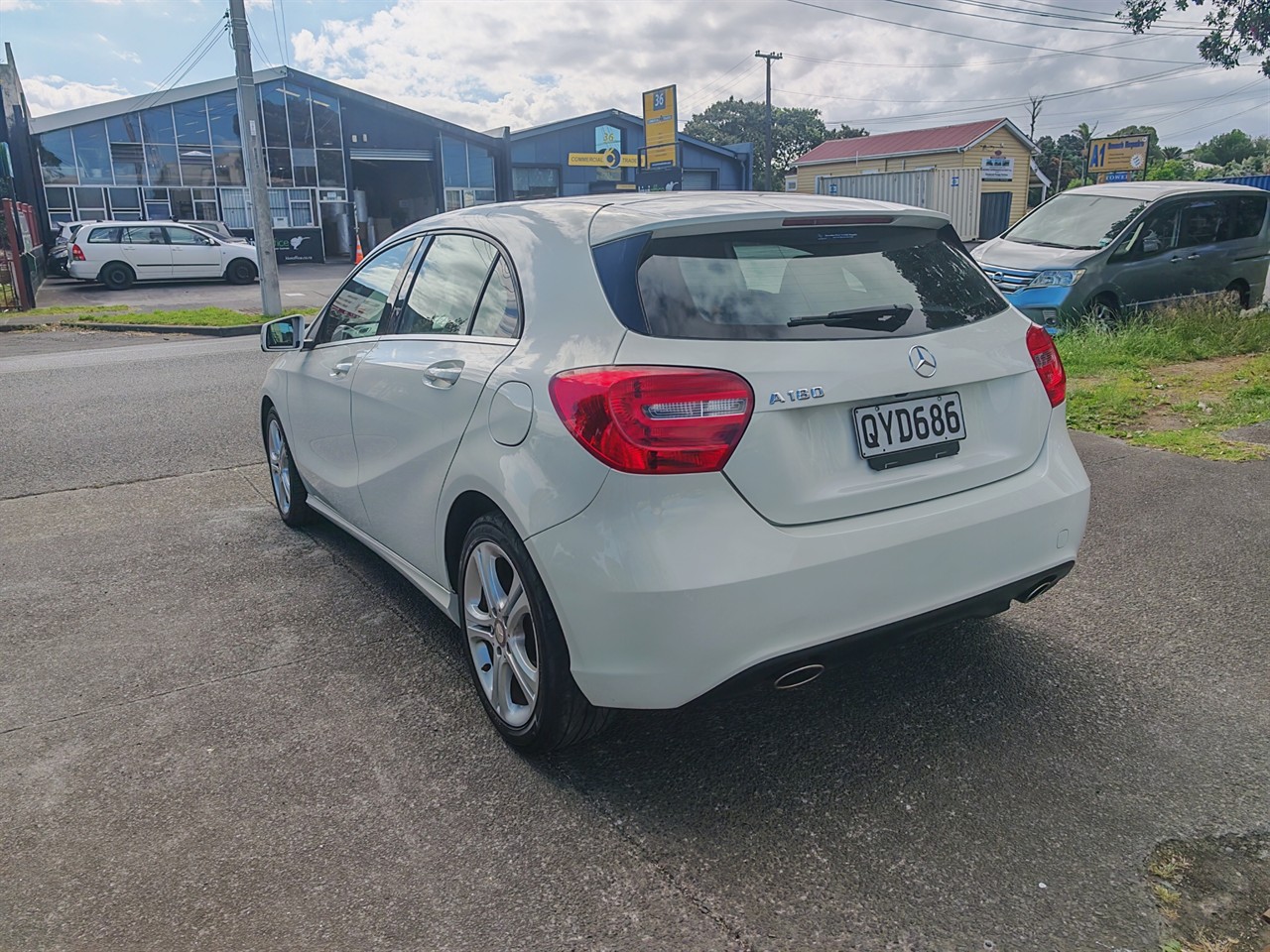 2014 Mercedes-Benz A 180