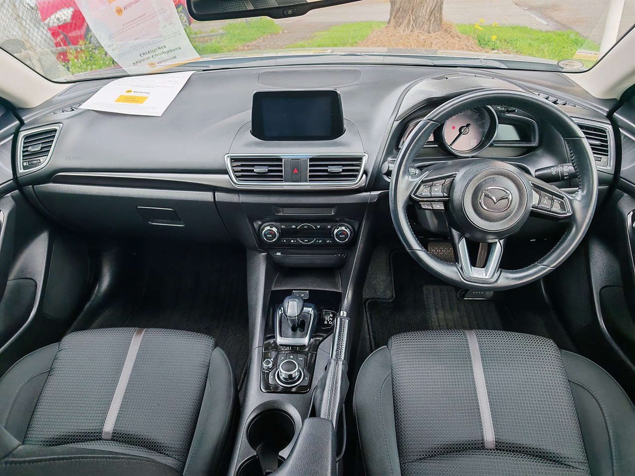 2018 Mazda Axela