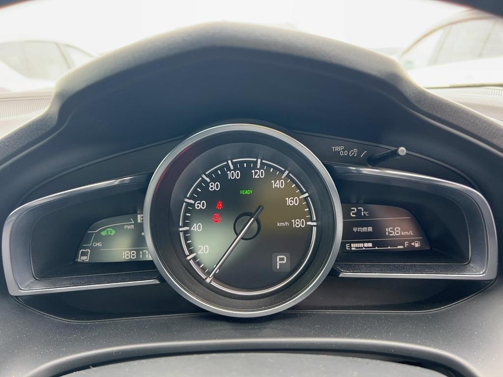 2018 Mazda Axela
