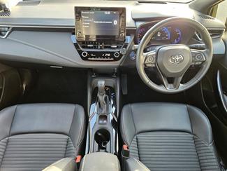 2020 Toyota Corolla - Thumbnail