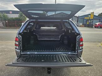 2015 Mitsubishi Triton - Thumbnail