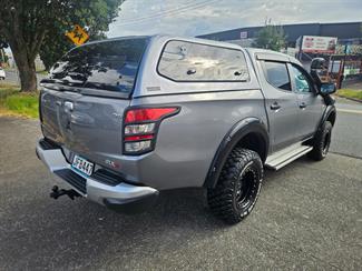 2015 Mitsubishi Triton - Thumbnail