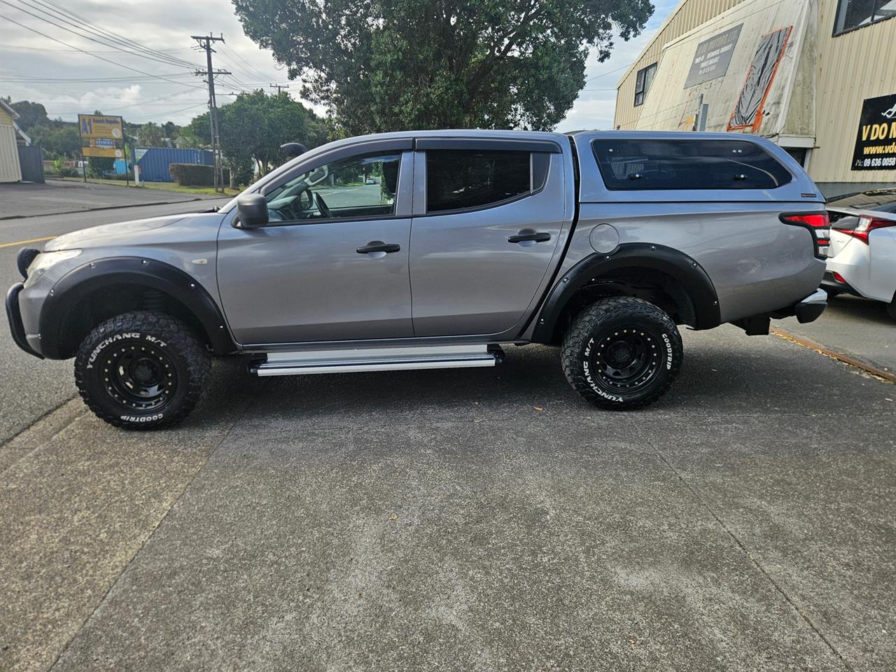 2015 Mitsubishi Triton