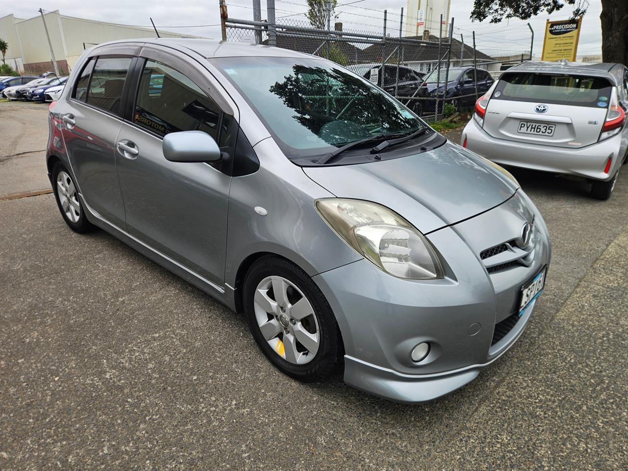 2007 Toyota Vitz
