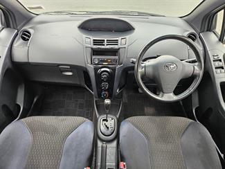 2007 Toyota Vitz - Thumbnail