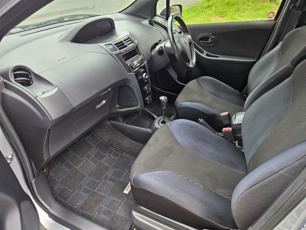 2007 Toyota Vitz