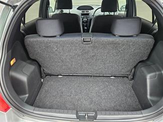 2007 Toyota Vitz - Thumbnail