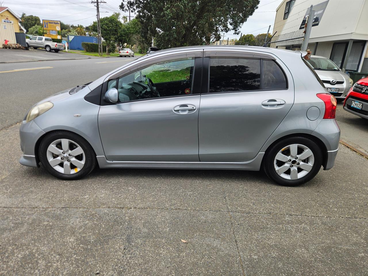 2007 Toyota Vitz