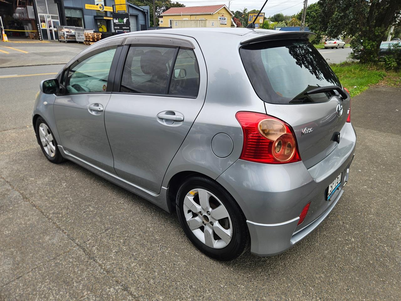 2007 Toyota Vitz