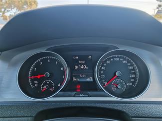 2014 Volkswagen Golf - Thumbnail
