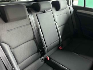 2014 Volkswagen Golf - Thumbnail