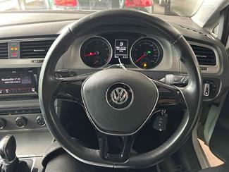 2014 Volkswagen Golf - Thumbnail