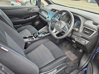 2021 Nissan Leaf - Thumbnail