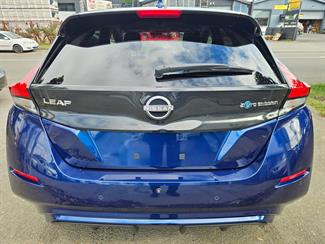 2021 Nissan Leaf - Thumbnail