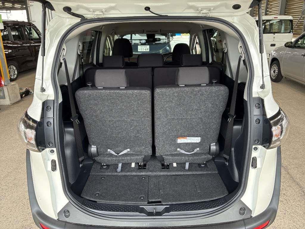 2022 Toyota Sienta