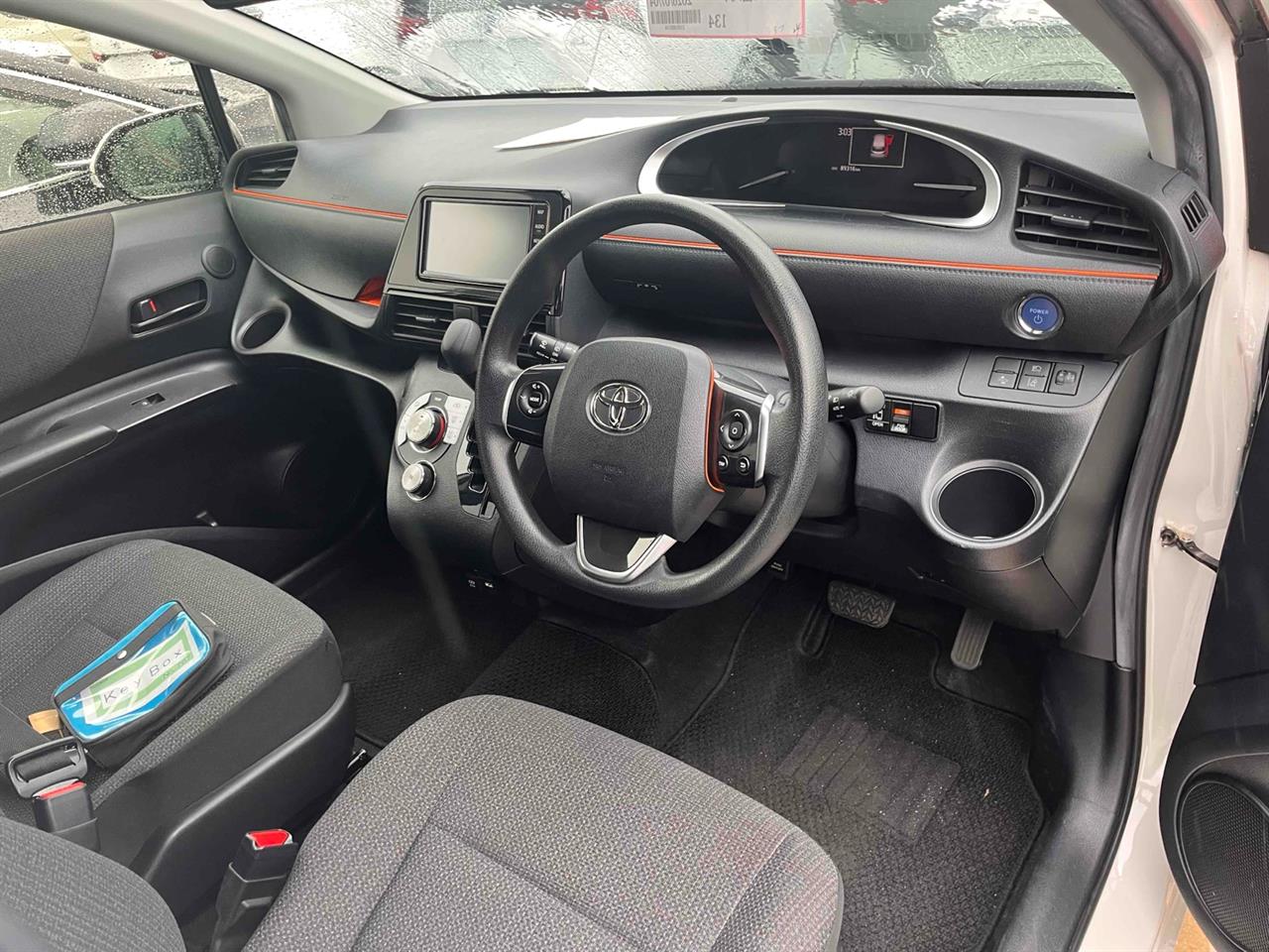 2022 Toyota Sienta