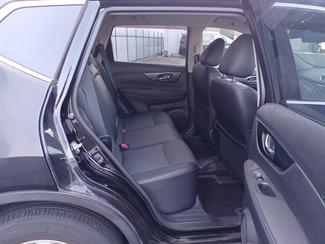 2015 Nissan X-Trail - Thumbnail