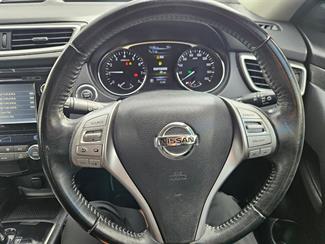 2015 Nissan X-Trail - Thumbnail
