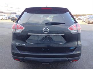 2015 Nissan X-Trail - Thumbnail