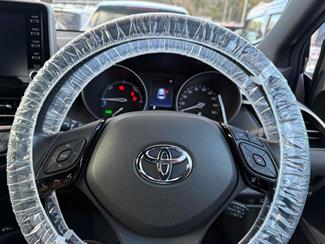 2021 Toyota C-HR - Thumbnail