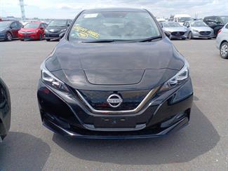 2021 Nissan Leaf - Thumbnail