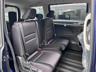 2018 Nissan Serena - Thumbnail
