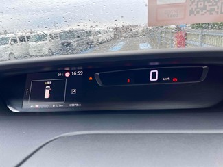 2018 Nissan Serena - Thumbnail