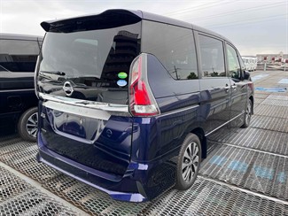 2018 Nissan Serena - Thumbnail