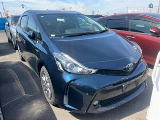 2019 Toyota Prius - Thumbnail