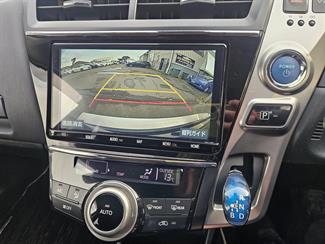 2019 Toyota Prius - Thumbnail
