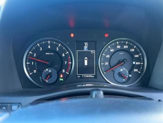 2016 Toyota Alphard - Thumbnail