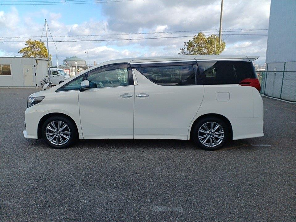 2016 Toyota Alphard