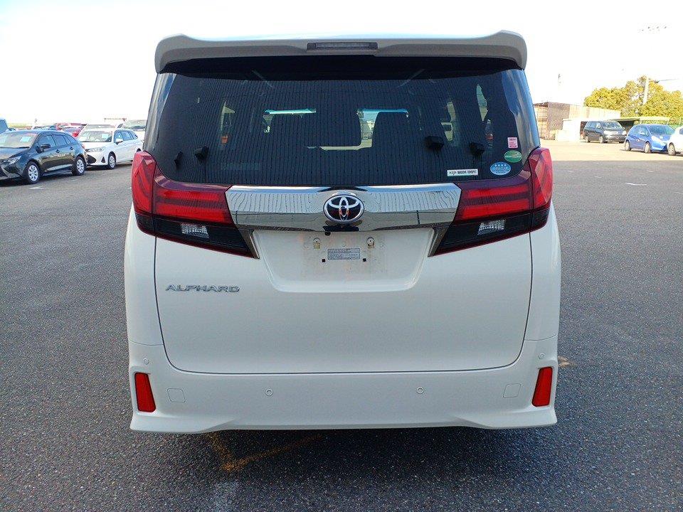 2016 Toyota Alphard