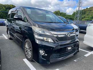 2013 Toyota Vellfire - Thumbnail