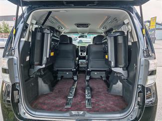 2013 Toyota Vellfire - Thumbnail