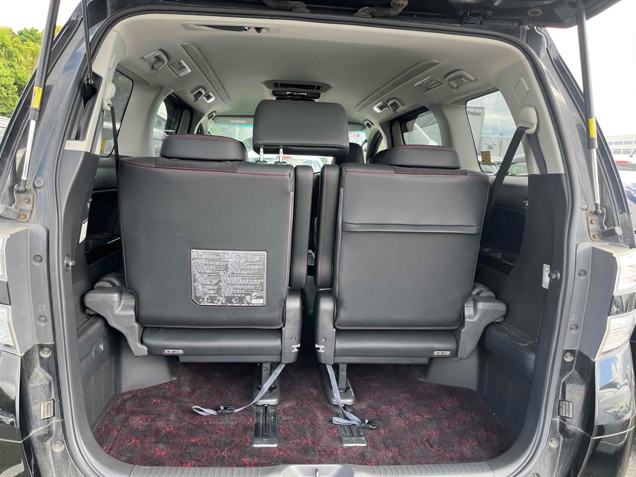 2013 Toyota Vellfire