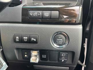 2013 Toyota Vellfire - Thumbnail