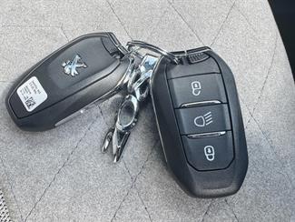 2020 Peugeot E-208 - Thumbnail